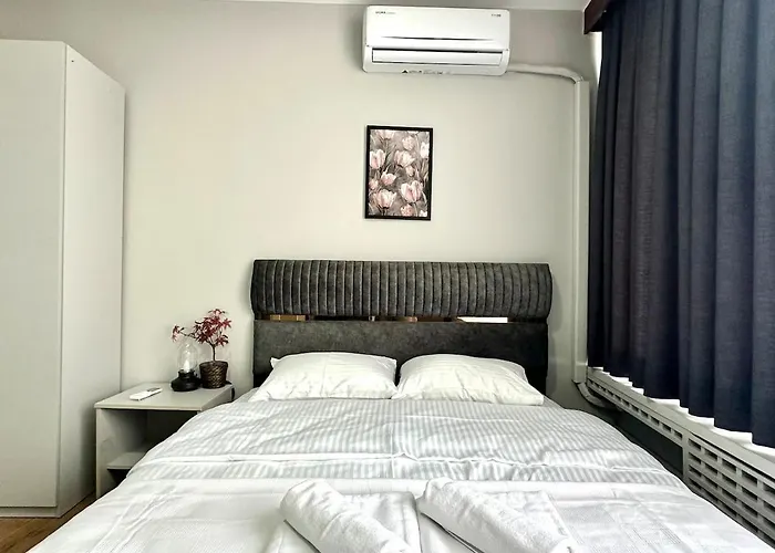 Near The Bull Statue In Kadikoy